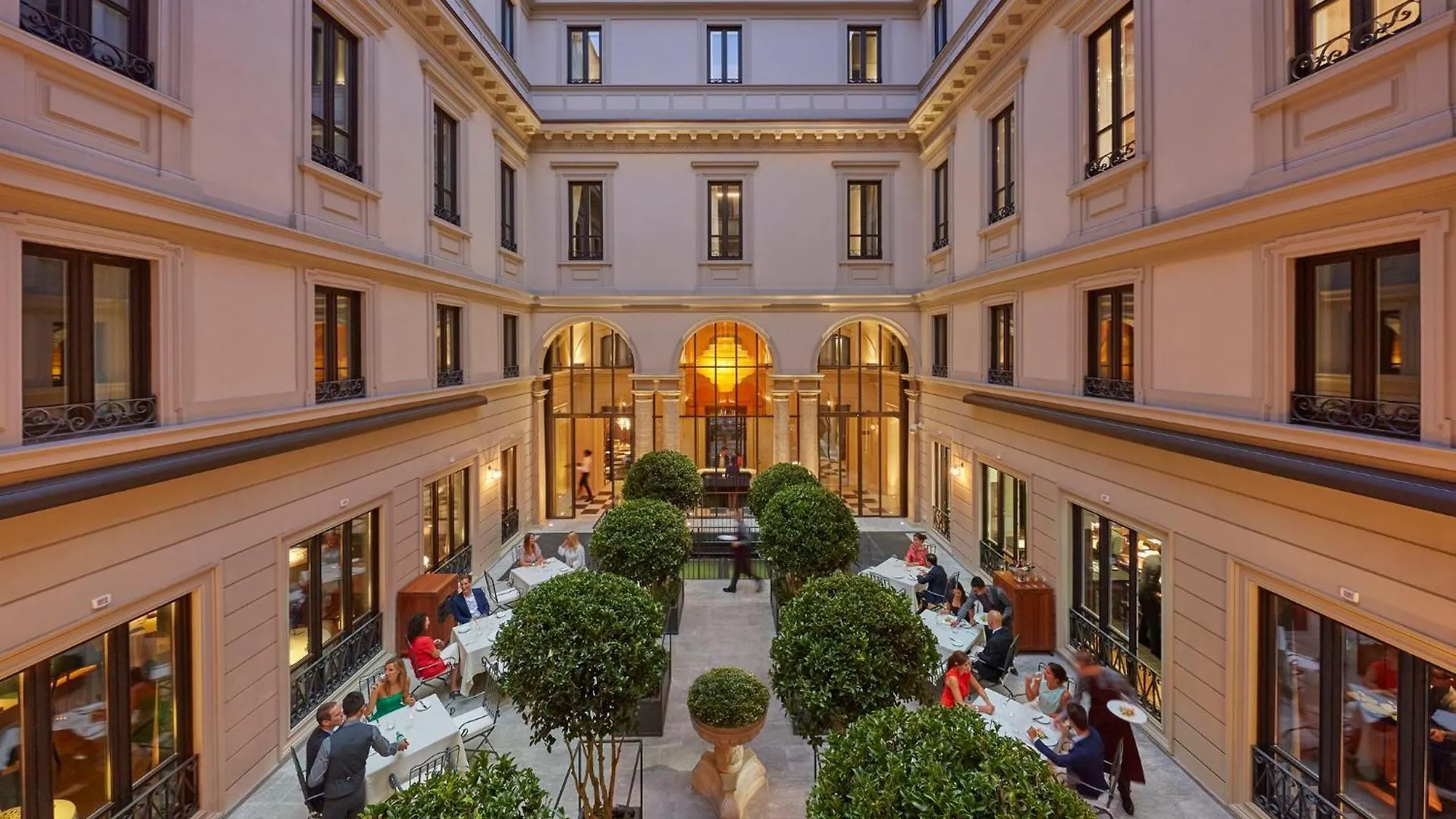Отель Mandarin Oriental, Милан